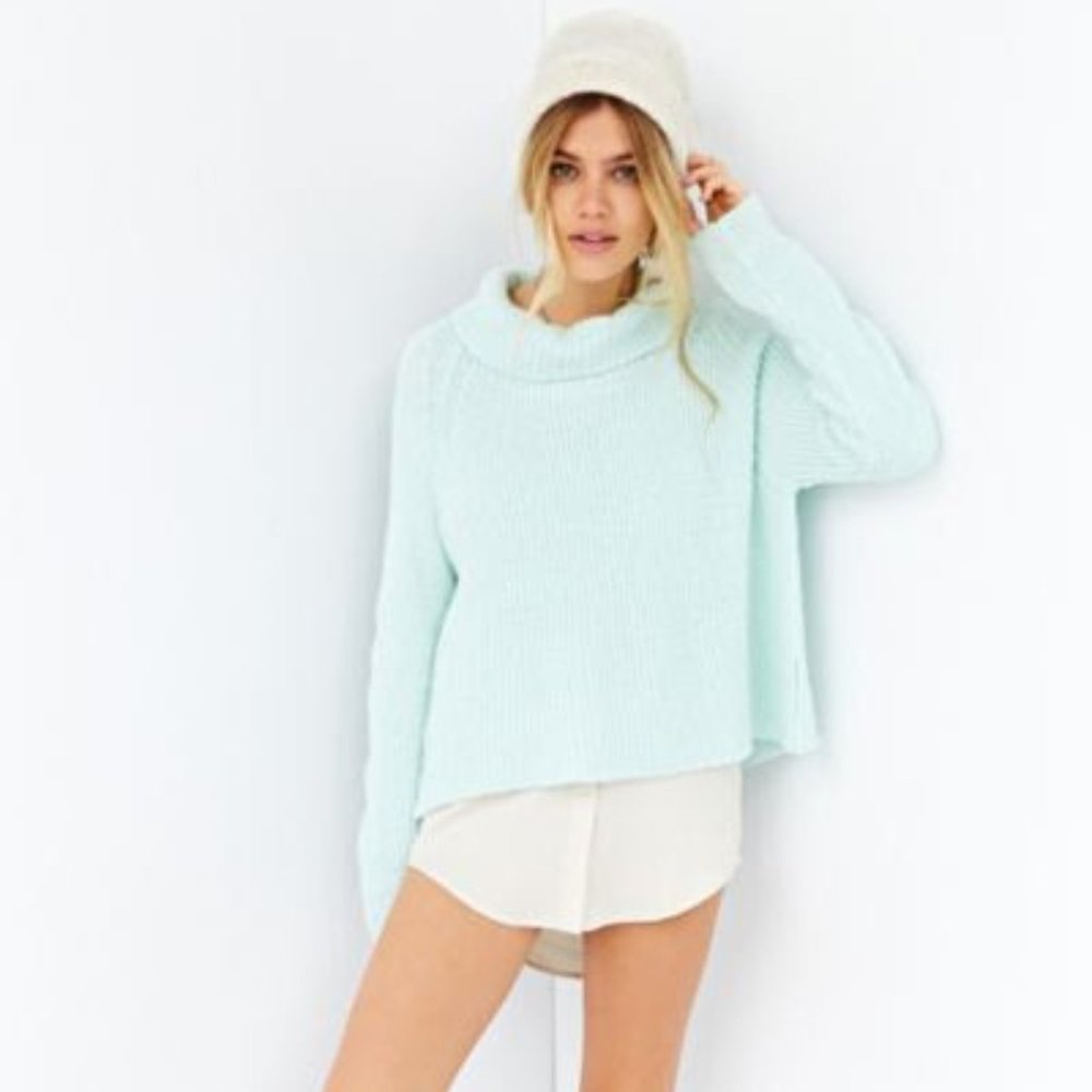 Kimchi Mint Turtleneck Sweater